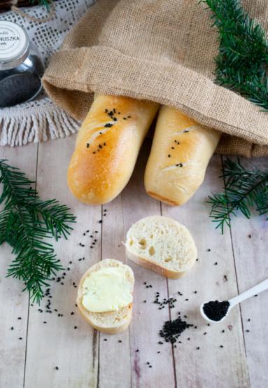 Zdjęcie - Paluchy chlebowe z czarnuszką - Przepisy kulinarne ze zdjęciami