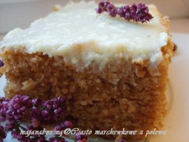 Zdjęcie - Ciasto marchewkowe z polewą  - Przepisy kulinarne ze zdjęciami