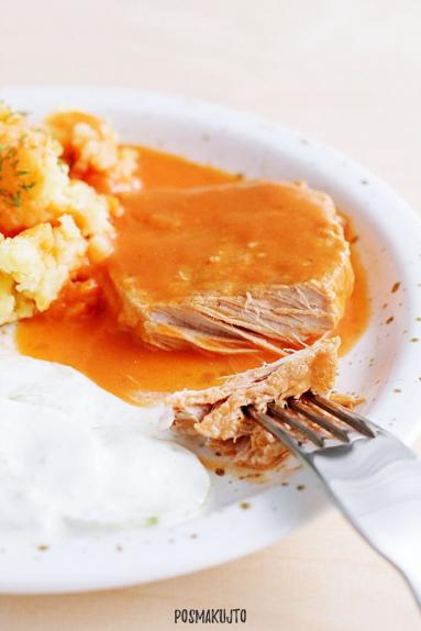 Zdjęcie - Schab w sosie pomidorowo-śmietanowym - Przepisy kulinarne ze zdjęciami