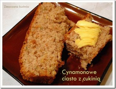 Zdjęcie - Cynamonowe ciasto z cukinią - Przepisy kulinarne ze zdjęciami