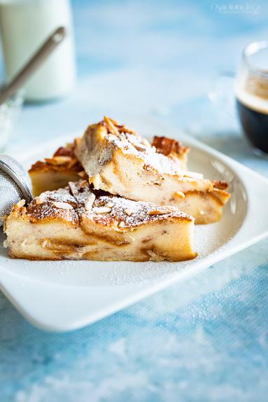 Zdjęcie - Pudding chlebowy – sposób na czerstwe pieczywo - Przepisy kulinarne ze zdjęciami
