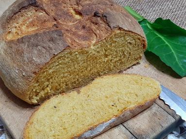 Zdjęcie - Chleb z marchewka i ziarnami - Przepisy kulinarne ze zdjęciami