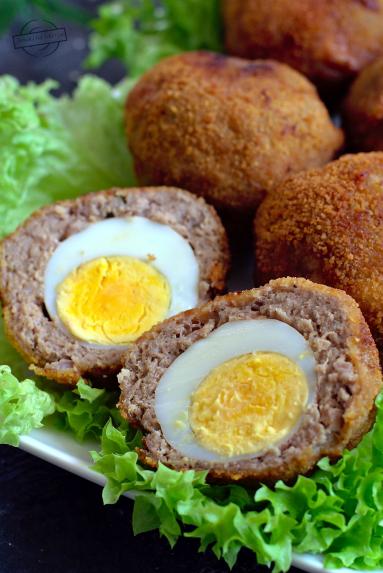 Zdjęcie - Jajka po szkocku - Przepisy kulinarne ze zdjęciami