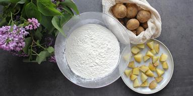 Zdjęcie - Prosty chleb z młodymi ziemniakami - Przepisy kulinarne ze zdjęciami