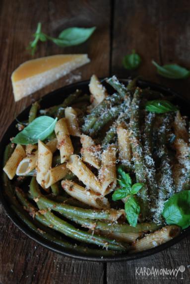 Zdjęcie: Makaron z fasolką szparagową i pesto Zdjęcie - Makaron z fasolką szparagową i pesto - Przepisy kulinarne ze zdjęciami