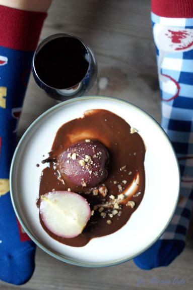Zdjęcie - Gruszki gotowane w winie z czekoladą - Przepisy kulinarne ze zdjęciami
