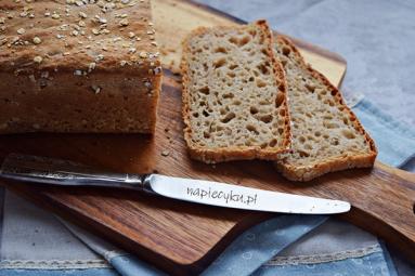Zdjęcie - Łatwy chleb na drożdżach - Przepisy kulinarne ze zdjęciami
