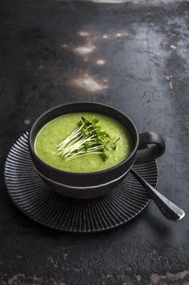 Zdjęcie - Zupa krem z zielonych warzyw - Przepisy kulinarne ze zdjęciami