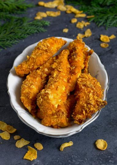 Zdjęcie - Chrupiące paluszki z kurczaka - Przepisy kulinarne ze zdjęciami