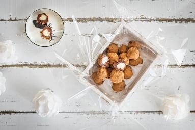 Zdjęcie - Trufle czekoladowe z marcepanem - Przepisy kulinarne ze zdjęciami
