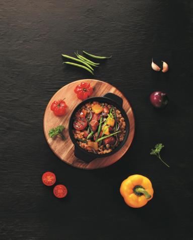 Zdjęcie - Gulasz wieprzowy z soczewicą - Przepisy kulinarne ze zdjęciami