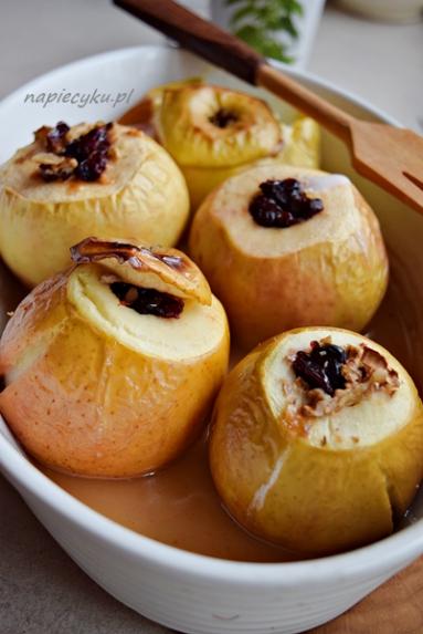 Zdjęcie - Jabłka pieczone w piekarniku - Napiecyku - Przepisy kulinarne ze zdjęciami