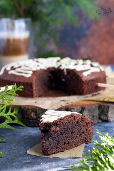 Zdjęcie - Piernikowe brownie - Przepisy kulinarne ze zdjęciami