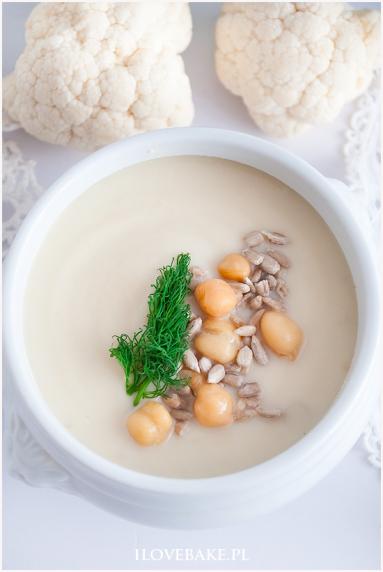 Zdjęcie - Zupa krem z kalafiora - Przepisy kulinarne ze zdjęciami