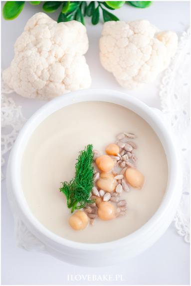 Zdjęcie - Zupa krem z kalafiora - Przepisy kulinarne ze zdjęciami