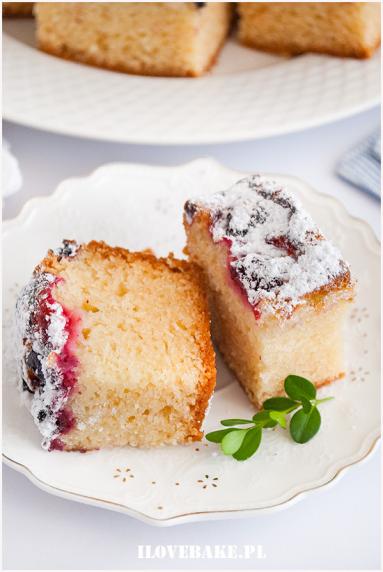 Zdjęcie - Ciasto kubeczkowe (jogurtowe) - Przepisy kulinarne ze zdjęciami