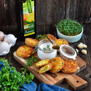 Zdjęcie - Kotleciki jajeczne w parmezanowej panierce - Przepisy kulinarne ze zdjęciami