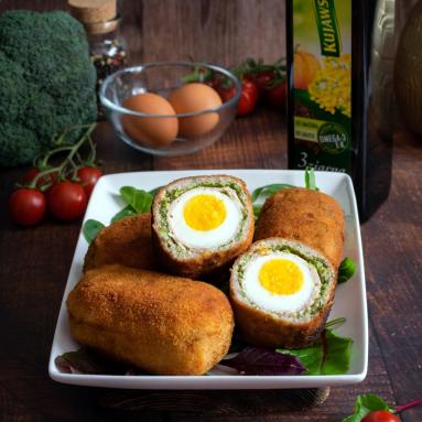 Zdjęcie - Kotleciki drobiowe z jajkiem - Przepisy kulinarne ze zdjęciami