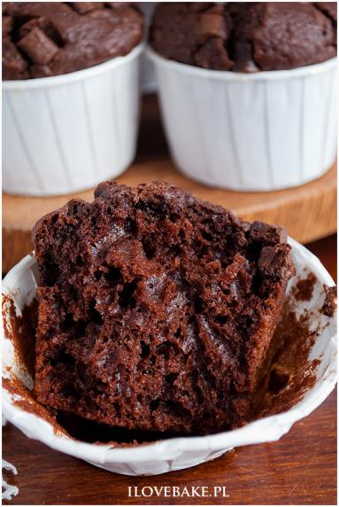 Zdjęcie - Muffinki czekoladowe - Przepisy kulinarne ze zdjęciami