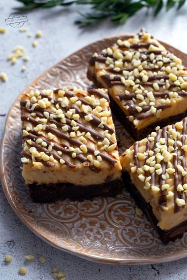 Zdjęcie - Brownie z masłem orzechowym - Przepisy kulinarne ze zdjęciami