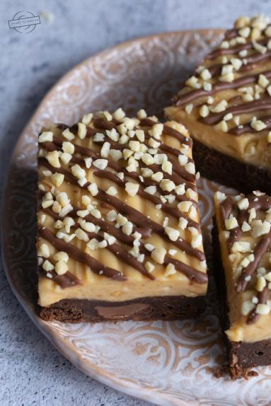 Zdjęcie - Brownie z masłem orzechowym - Przepisy kulinarne ze zdjęciami