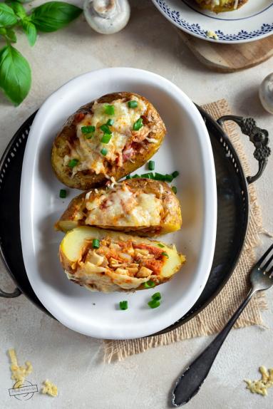 Zdjęcie - Ziemniaki nadziewane pieczarkami i pepperoni - Przepisy kulinarne ze zdjęciami