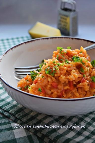 Zdjęcie - Risotto pomidorowo - paprykowe - Napiecyku - Przepisy kulinarne ze zdjęciami