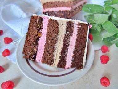 Zdjęcie - Tort czekoladowo malinowy z nutellową chrupką - Przepisy kulinarne ze zdjęciami