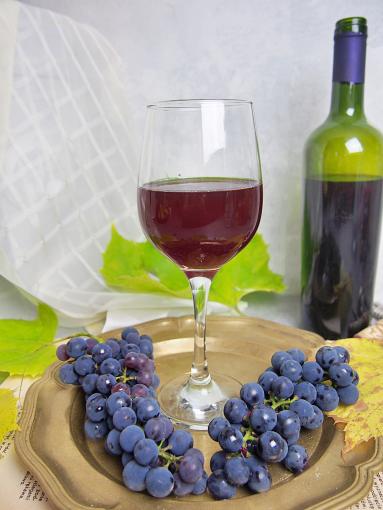 Zdjęcie - Wino winogronowe - Przepisy kulinarne ze zdjęciami