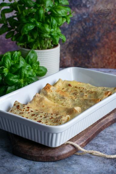 Zdjęcie - Naleśniki z serem, szynką, ananasem i kukurydzą - Przepisy kulinarne ze zdjęciami
