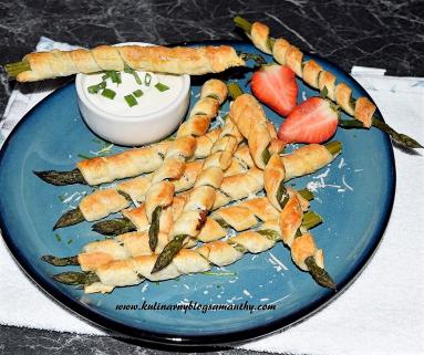 Zdjęcie - Szparagi w cieście - Przepisy kulinarne ze zdjęciami