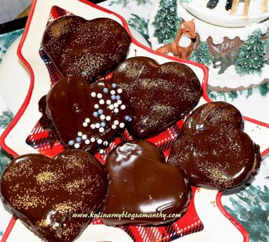 Zdjęcie - Piernikowe serca w czekoladzie - Przepisy kulinarne ze zdjęciami