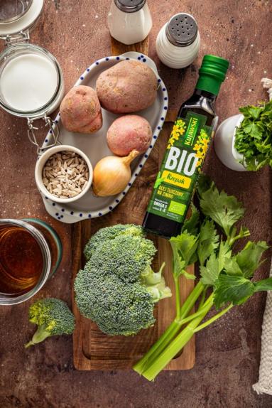 Zdjęcie - Zupa krem z brokułów - Przepisy kulinarne ze zdjęciami