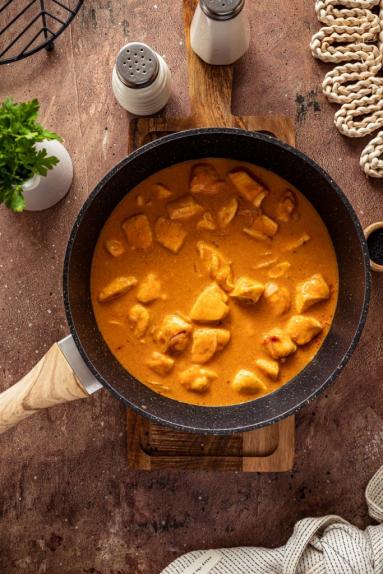 Zdjęcie - Curry z kurczaka z czarnuszką - Przepisy kulinarne ze zdjęciami