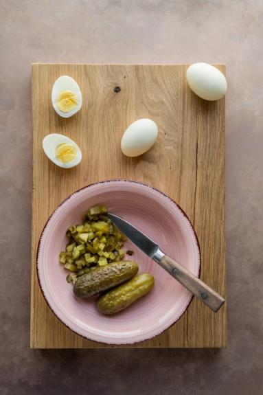 Zdjęcie - Sałatka jarzynowa z domowym majonezem - Przepisy kulinarne ze zdjęciami