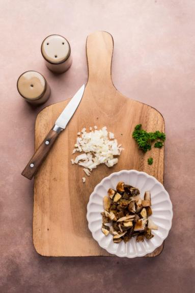 Zdjęcie - Sos grzybowy z rozmarynem - Przepisy kulinarne ze zdjęciami
