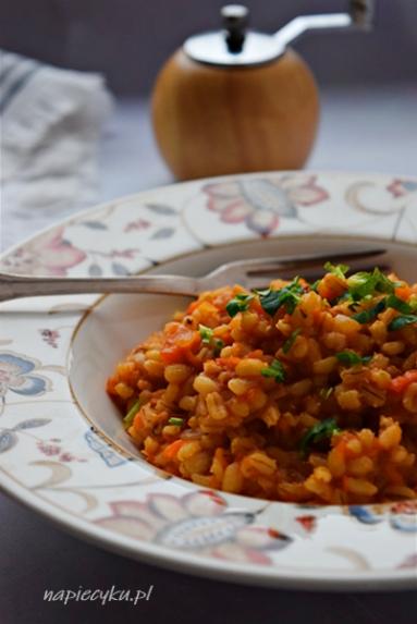 Zdjęcie - Kaszotto pomidorowe z pęczaku - Napiecyku - Przepisy kulinarne ze zdjęciami