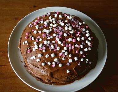 Zdjęcie - Ciasto czekoladowe dla grzecznych  dziewczynek  - Przepisy kulinarne ze zdjęciami