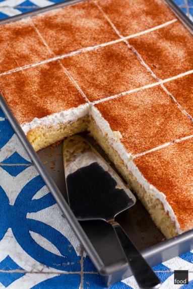 Zdjęcie - Torta tres leches – mleczne ciasto z Ameryki Łacińskiej - Przepisy kulinarne ze zdjęciami
