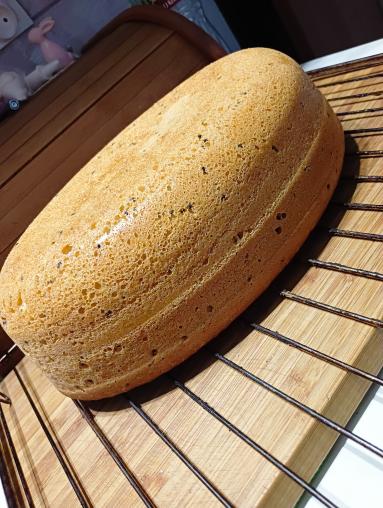 Zdjęcie - Chleb pszenny na drożdżach z czarnuszką - Przepisy kulinarne ze zdjęciami