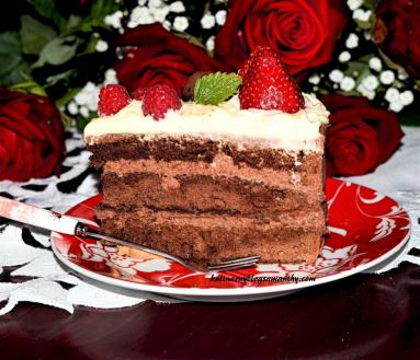 Zdjęcie - Tort czekoladowy z kremem czekoladowym - Przepisy kulinarne ze zdjęciami