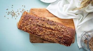 Zdjęcie - Chleb z samopszy na zakwasie żytnim - Przepisy kulinarne ze zdjęciami
