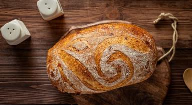 Zdjęcie - Chleb pszenny z papryką - Przepisy kulinarne ze zdjęciami