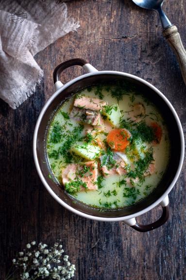 Zdjęcie - Zupa z serkiem topionym i rybą - Przepisy kulinarne ze zdjęciami