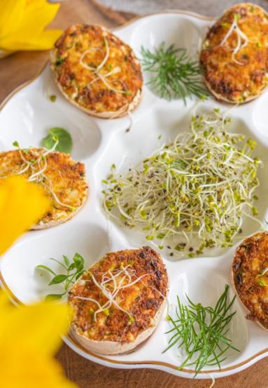 Zdjęcie - Najlepsze faszerowane jajka w skorupkach - Przepisy kulinarne ze zdjęciami