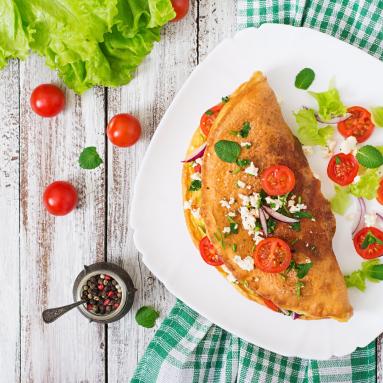 Zdjęcie - Fit Omlet z Warzywami: Szybki i Zdrowy Pomysł na Śniadanie - Przepisy kulinarne ze zdjęciami