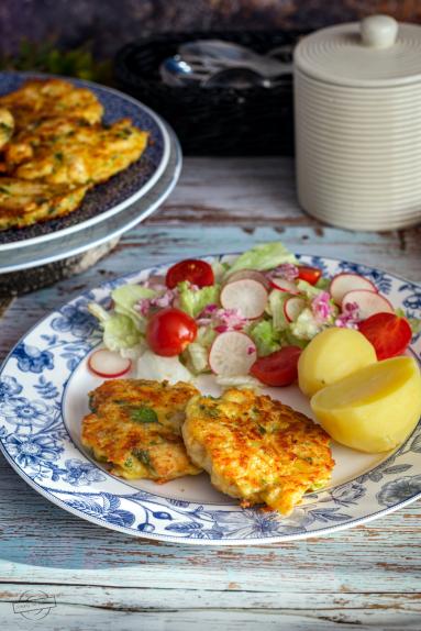 Zdjęcie - Siekane kotleciki z curry - Przepisy kulinarne ze zdjęciami