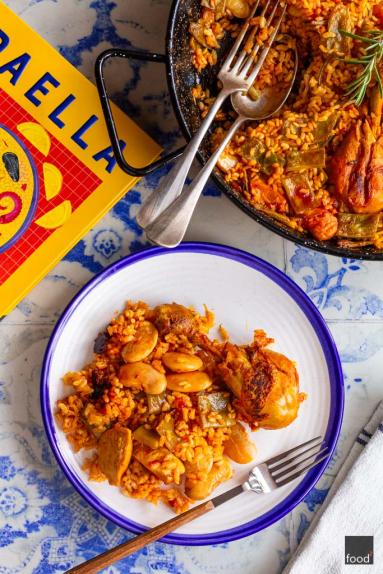 Zdjęcie - Paella valenciana - Przepisy kulinarne ze zdjęciami