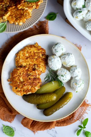 Zdjęcie - Siekane kotlety z pieczarkami i tartym ziemniakiem - Przepisy kulinarne ze zdjęciami