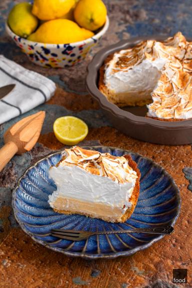 Zdjęcie - Lemon pie – tarta cytrynowa z bezą włoską - Przepisy kulinarne ze zdjęciami